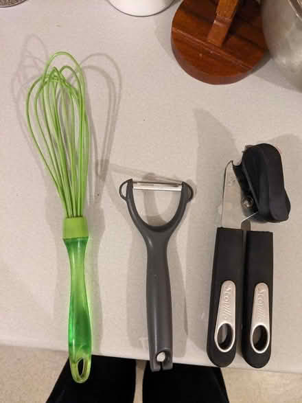 Photo of free Whisk peeler and can opener (Central Croydon CR0) #1