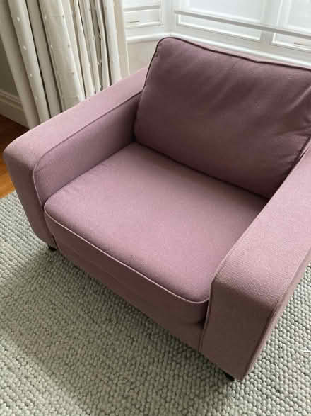 Photo of free Large Modern Armchair (Chiswick) (W4 Chiswick) #3