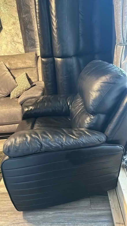 Photo of free leather reclining chair (Norfolk Park S2) #2