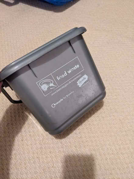 Photo of free Food waste caddy (Beckenham BR3) #1