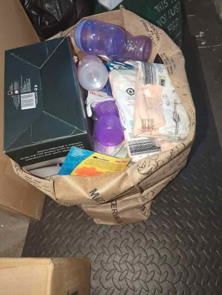 Photo of free Baby items bottles and clothes (Rowditch DE22) #2