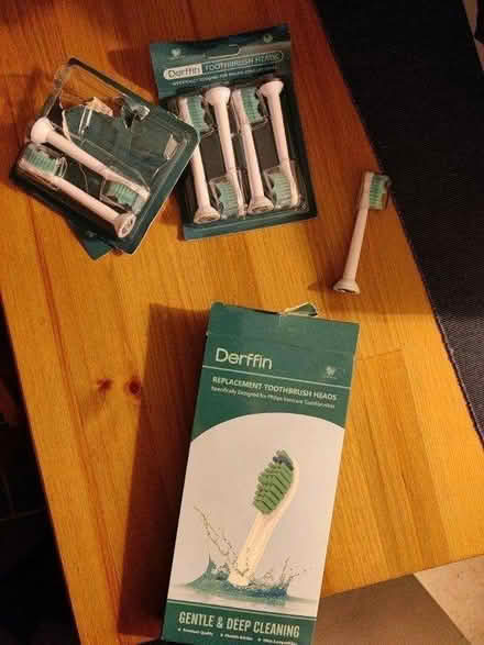Photo of free Toothbrush heads (SW17) #2