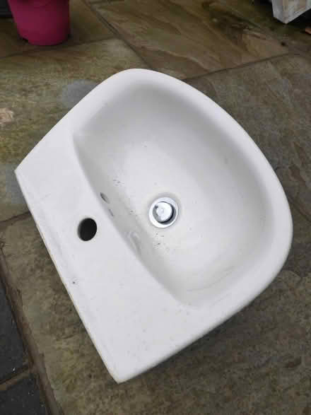 Photo of free Basin (Buckskin RG22) #1