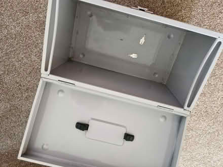 Photo of free A4 metal document box with keys (Thorntonhall G74) #1
