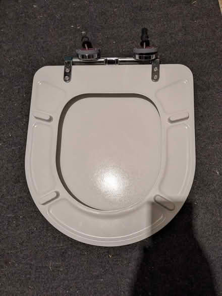 Photo of free Toilet seat (Banister Park SO15) #1