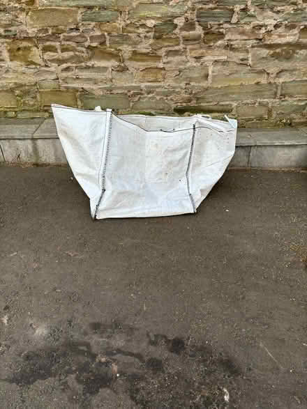 Photo of free One tonne bulk bags (West Ferry DD5) #1