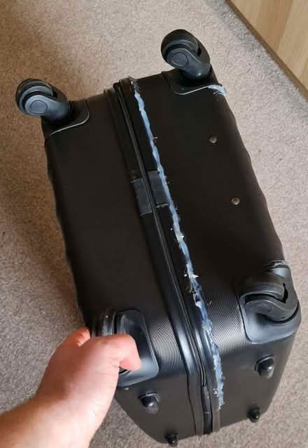 Photo of free Suitcase (Battle RG30) #1