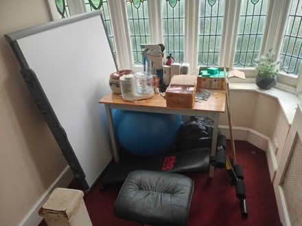 Photo of free A Collection of free items (North Finchley N12) #1