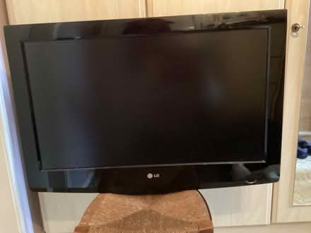 Photo of free TV LG 32” screen. (Shepshed LE12) #1