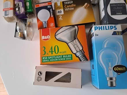 Photo of free Selection of light bulbs (Weybridge KT13) #4