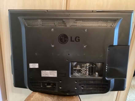 Photo of free TV LG 32” screen. (Shepshed LE12) #3