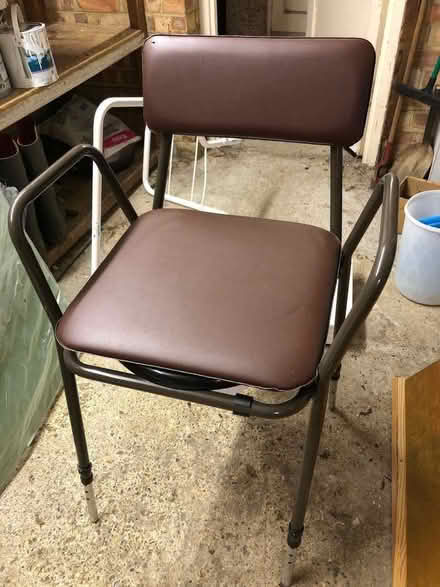 Photo of free Commode (Coney Hall BR4) #2