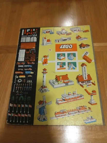 Photo of free Vintage Lego street scene layout board (University Area RG6) #3