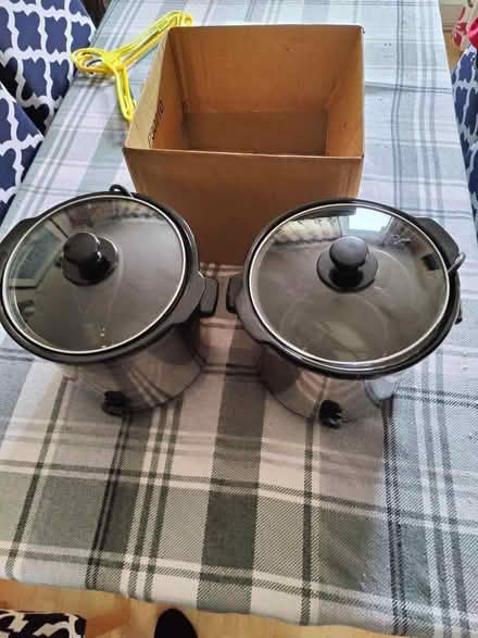 Photo of free 2 x Morphy Richards 460006 3.5ltr slow cookers. (Barton OX3) #1