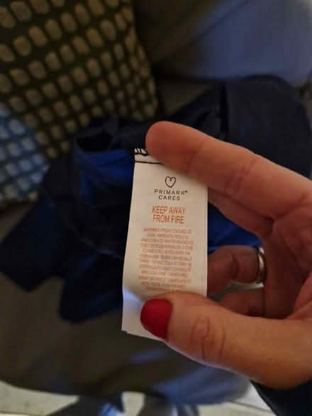 Photo of free Single navy pillowcase (Linslade LU7) #2