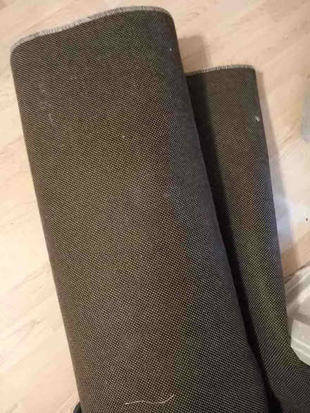Photo of free Large grey rug Faux fur super soft (Southfields SW18) #1