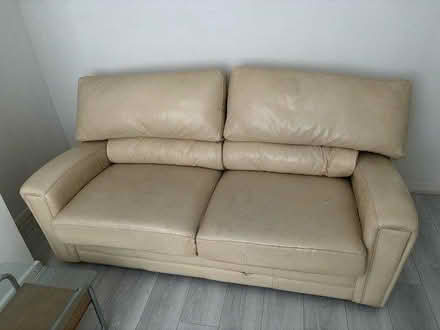 Photo of free Cream Leather Settees (Gorton, M18) #1