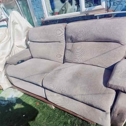 Photo of free Suite (Reddish SK5) #1