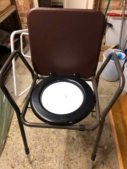 Photo of free Commode (Coney Hall BR4) #1