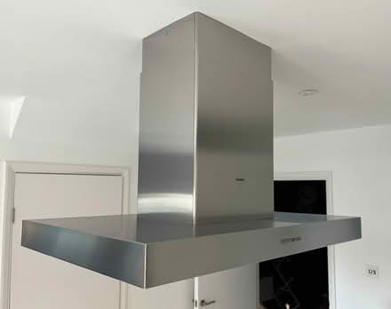 Photo of free Siemens Chimney cooker hood (Kingston TW11) #4