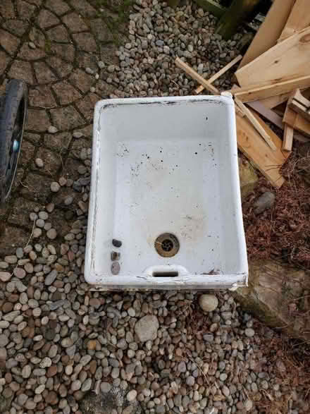 Photo of free Belfast Sink (Colinton EH13) #1