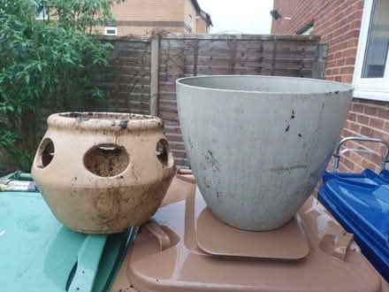 Photo of free Plastic plant pots (Cowley OX4) #1
