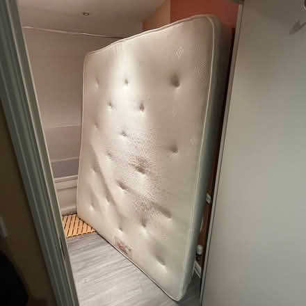 Photo of free King size mattress (CO2) #2