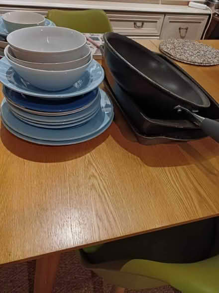 Photo of free Crockery, frying pan and roasting tins (Mackworth Estate DE22) #1