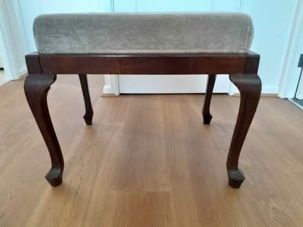 Photo of free Piano Stool (Sticker PL26) #1