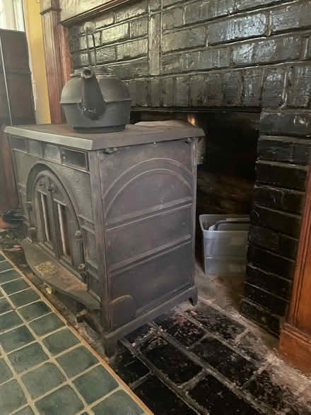 Photo of free Federal Airtight Wood Stove (327Calvert rd Merion stationPA) #2