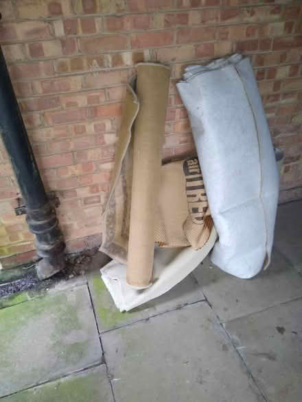 Photo of free Bits carpet Langdon hills (Laindon SS16) #1