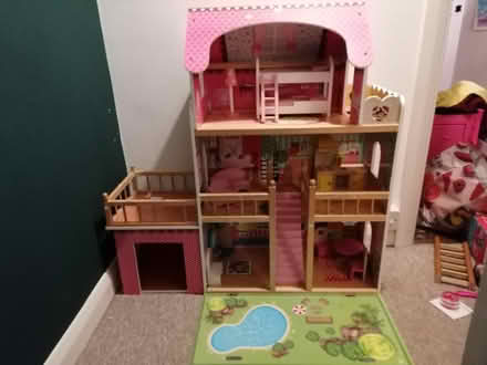 Photo of free Dolls house (St austell) #1