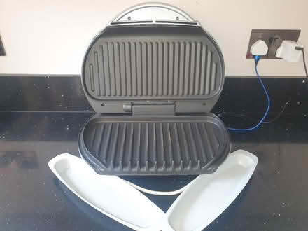 Photo of free George Forman grill (CM21, Sawbridgeworth) #2