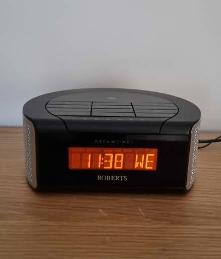 Photo of free Roberts Clock Radio (Aston Clinton HP22) #2
