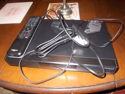 Photo of free Humax recorder (Hoscar L40) #1