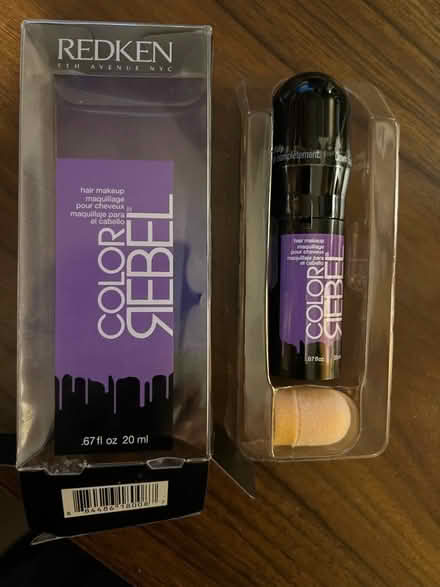 Photo of free Redken Rebel purple hair make-up (Leighton Buzzard) #2