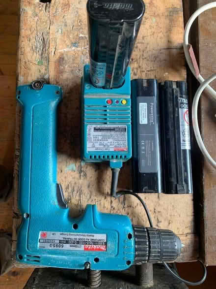 Photo of free Makita 9.6V 10mm cordless drill (Monkland HR6) #1