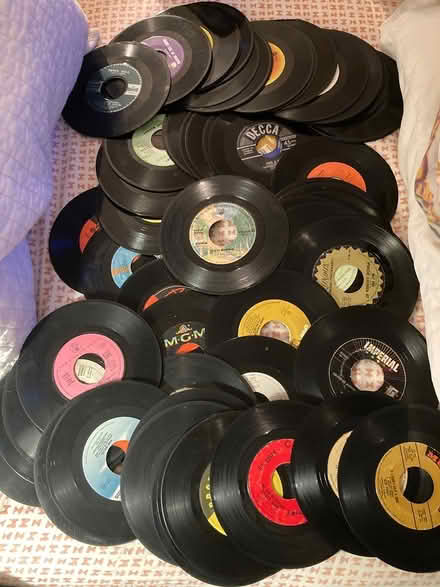 Photo of free Vintage 45’s (Nashway Dr & W Maple Rd) #1