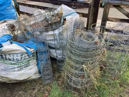 Photo of free Stock Fencing (Bonds Cross EX21) #1