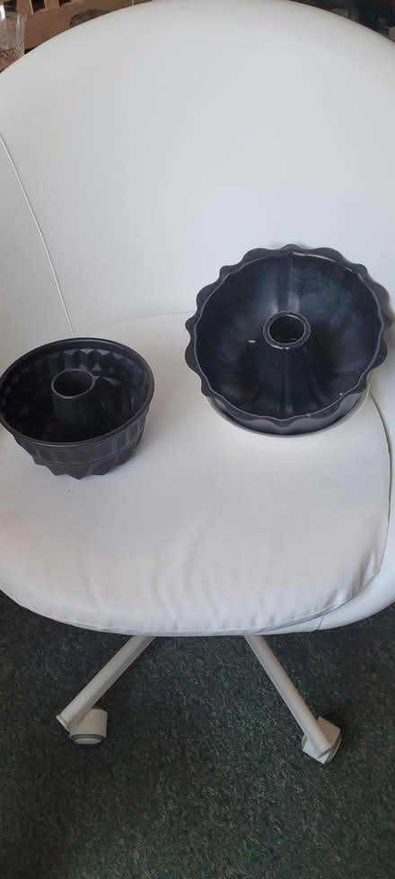 Photo of free 2 Baking Forms, Silicone and Steel (West End LA3) #2