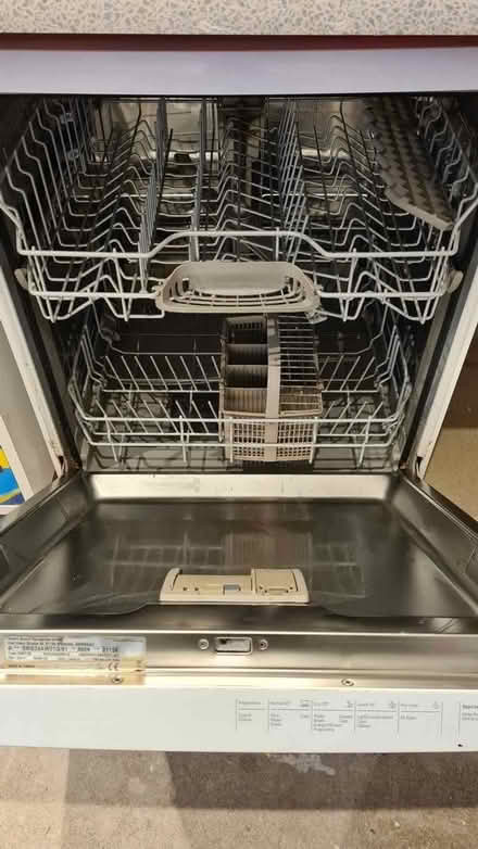 Photo of free Bosch dishwasher (Harpenden AL5) #2