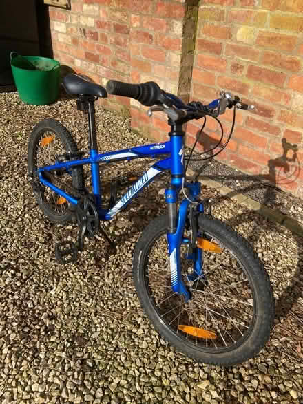 Photo of free Kids Bike Blue (LE7 Ratcliffe on the Wreake) #2