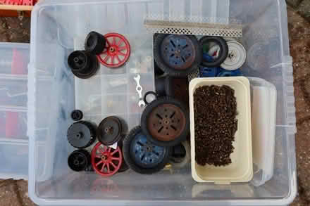Photo of free meccano- assorted bits (4-boxes) (GU14) #3