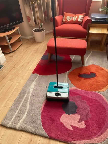 Photo of free Leifheit Rotaro S carpet / floor sweeper (Tottenham N18) #2
