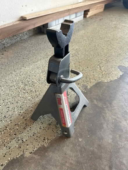 Photo of free Four 3 ton (ea) jackstands (Near fashion island) #1