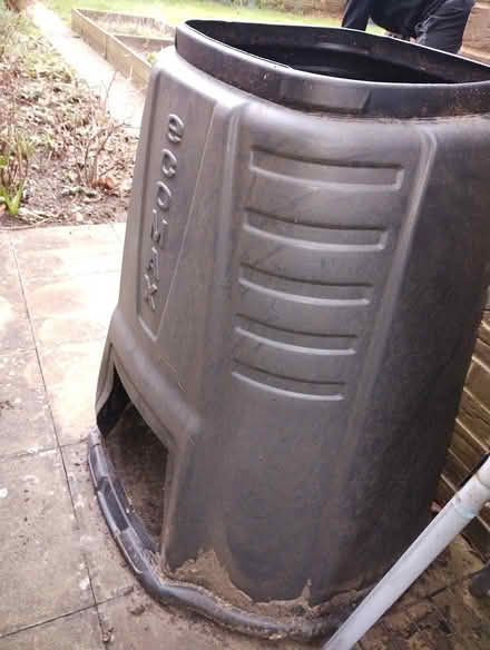 Photo of free Compost bin (Shalford GU4) #3