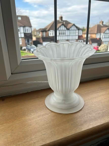 Photo of free Small table lamp (Mottingham SE9) #1
