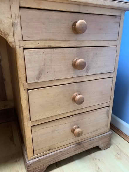 Photo of free Desk (Tupsley HR1) #2