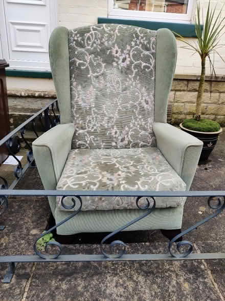 Photo of free High back chair (Meersbrook S8) #1