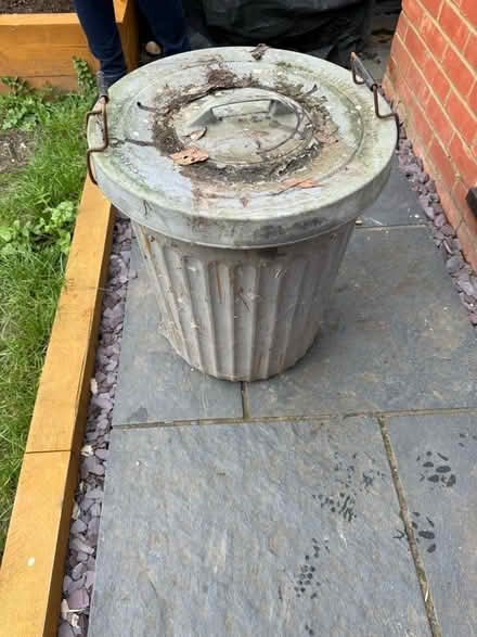 Photo of free Waste bin (SG5) #1